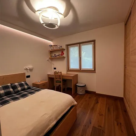 Holiday home Prestigioso Con Giardino -
