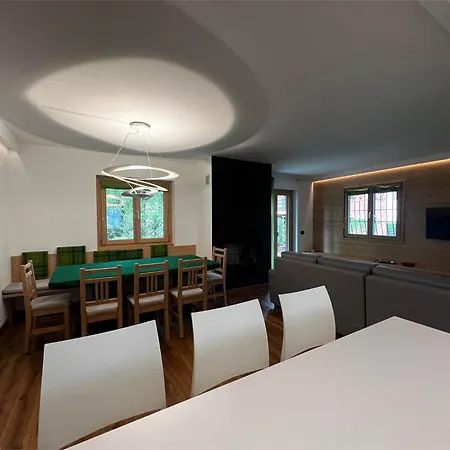 Holiday home Prestigioso Con Giardino - *